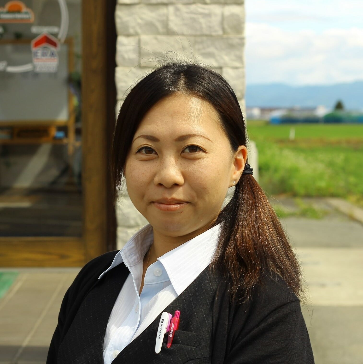 我妻 由美